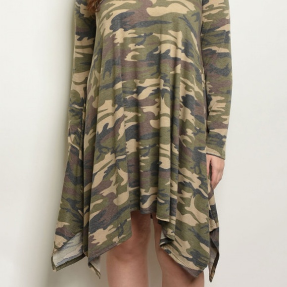 Last 1! OLIVE CAMOUFLAGE PLUS SIZE DRESS - Picture 6 of 7